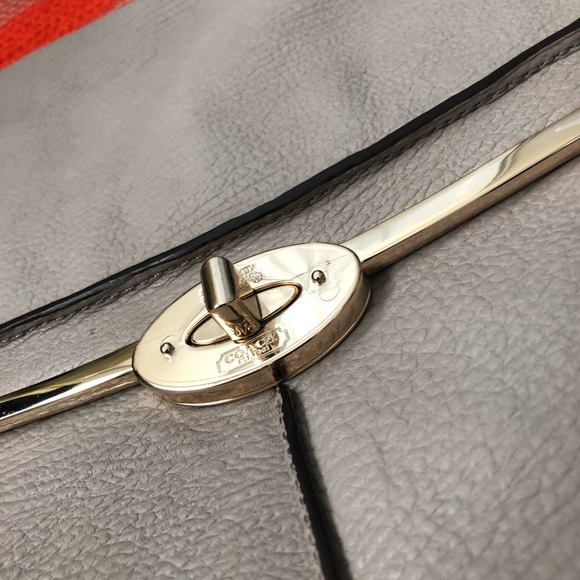 Coach Madison Pinnacle Shoulder Bag  No. 28219 - Picture 2 of 7